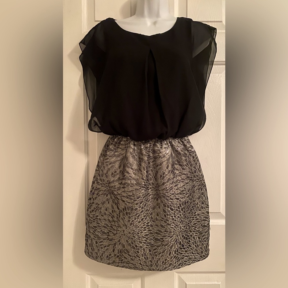 Speechless Size M  Black and silver dress.
